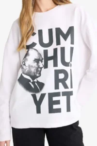 DeFacto Oversize Wide Fit Crew Neck Ataturk Printed Thick Long Sleeve T-Shirt - Image 5