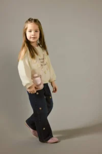 DeFacto Oversize Wide Fit Crew Neck Floral Embroidered Soft Furry Sweatshirt for Baby Girl - Image 2
