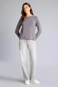 DeFacto Regular Fit Crew Neck Basic Plain Long Sleeve T-Shirt - Image 2