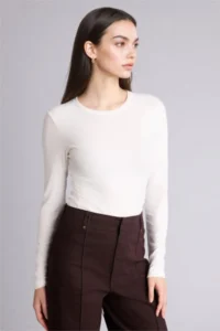 DeFacto slim Fit Basic T-Shirt - Image 2