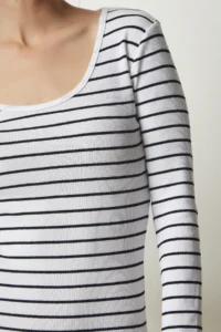 Happiness İstanbul Women's White Striped Slit Saran Knitted Dress - Image 4
