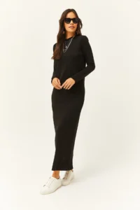 Olalook Women's Black Crew Neck Long Knitwear Dress - Image 2