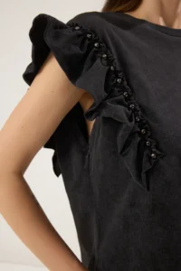 TRENDYOLMİLLA Anthracite Thick Cotton relaxed/Rahat Pattern Washable Troklu Knitting T-Shirt - Image 3