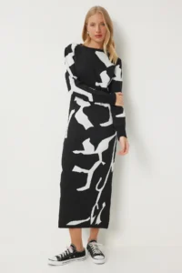 Happiness İstanbul Women's Black and White Patterned Long Knitwear Dress