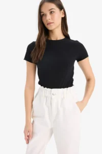 DeFacto Slim Fit Crew Neck Short Sleeve T-Shirt - Image 4