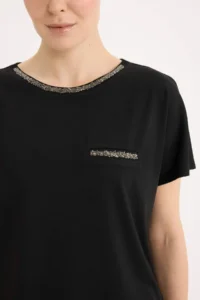DeFacto Regular Fit Glitter Detailed Short Sleeve T-Shirt - Image 5
