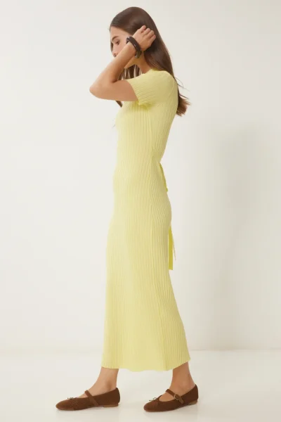 KI00113-YELLOW_1