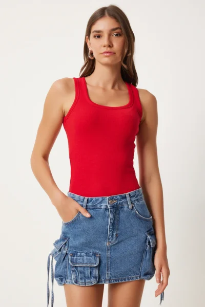 LHJ0001-RED_1