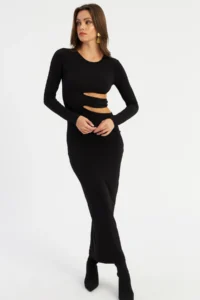 Cool & Sexy Women Black Low-cut Maxi New Year Dress - Image 3