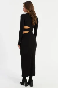 Cool & Sexy Women Black Low-cut Maxi New Year Dress - Image 5