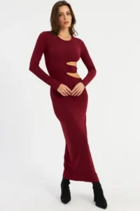 Cool & Sexy Women Burgundy Low-cut Maxi Dress - Image 3