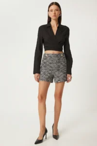 Lovelyİstanbul Button Detailed Mini Tweed Shorts Skirt  BLACK WHITE