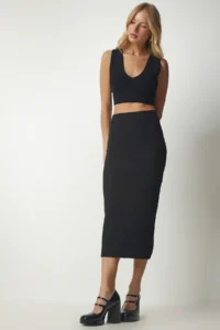 Happiness İstanbul Women's Black Slit Ribbed Knitted Pencil Skirt - Image 3