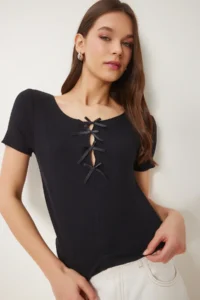 Happiness İstanbul Women Black with bow Knitting T-Shirt - Image 2
