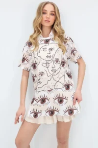 Trend Alaçatı Stili Women's Cream Crew Neck Digital Printed Side Slit Sweatshirt Mda-1106 - Image 4