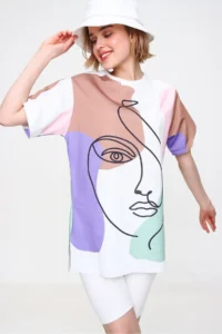 Trend Alaçatı Stili Women's Powder Crew Neck Digital Printed Side Slit Sweatshirt - Image 2