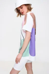 Trend Alaçatı Stili Women's Powder Crew Neck Digital Printed Side Slit Sweatshirt - Image 6