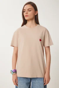 Happiness İstanbul Women's Biscuit Heart Embroidered Cotton Knitted T-Shirt - Image 5