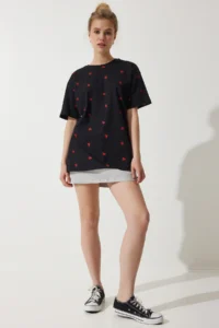 Happiness İstanbul Women's Black Heart 100% Cotton Oversize Long Knitted T-Shirt - Image 3
