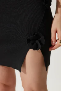 Happiness İstanbul Women's Black Floral Detailed Strapless Mini Knitwear Dress - Image 5