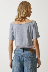 Happiness İstanbul Women's Gray Melange Boat Neck Basic Crop Knitted T-Shirt - Image 7