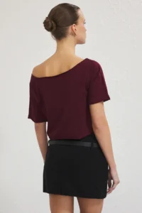 TRENDYOLMİLLA Anthracite-Burgundy 2 Sets Package 100% Cotton Asymmetric Boat Neck Crop Knitting T-Shirt - Image 6