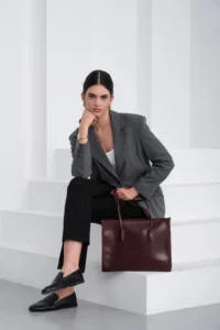 Shule Bags Paella Shoulder Bag Burgundy - Image 4