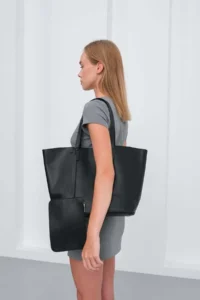 Shule Bags Carrie Wallet Shoulder Bag Black - Image 3