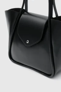 Shule Bags Petre Makeup Bag Shoulder Bag Black - Image 4
