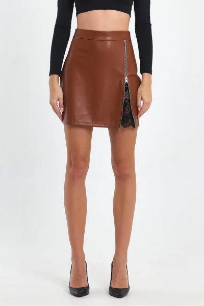 SS24-051-BROWN_1