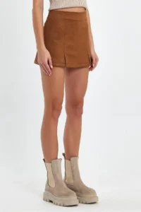 Ceylen Double Slit Suede Shorts Skirt - Image 2