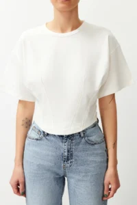 TRENDYOLMİLLA White Crop Knitting T-Shirt - Image 3