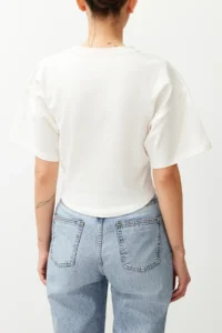 TRENDYOLMİLLA White Crop Knitting T-Shirt - Image 4