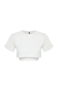 TRENDYOLMİLLA White 100% Cotton 2 Layer Reflective Printed Crop Knitting Sports T-Shirt - Image 7