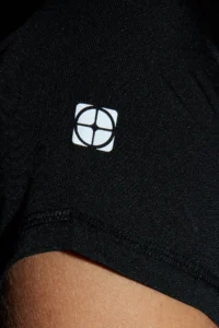 TRENDYOLMİLLA Black Reflector Print Detailed Knitting Sports T-Shirt - Image 4