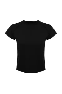 TRENDYOLMİLLA Black Reflector Print Detailed Knitting Sports T-Shirt - Image 7