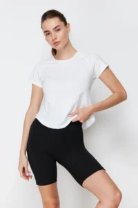 TRENDYOLMİLLA White Reflector Print Detailed Knitting Sports T-Shirt - Image 4