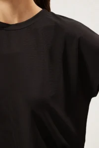 TRENDYOLMİLLA Black Micro Material Normal Pattern Knitting Sports T-Shirt - Image 5