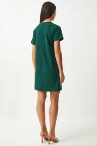 Happiness İstanbul Women's Emerald Green Crew Neck Basic Crepe Dress - Image 6