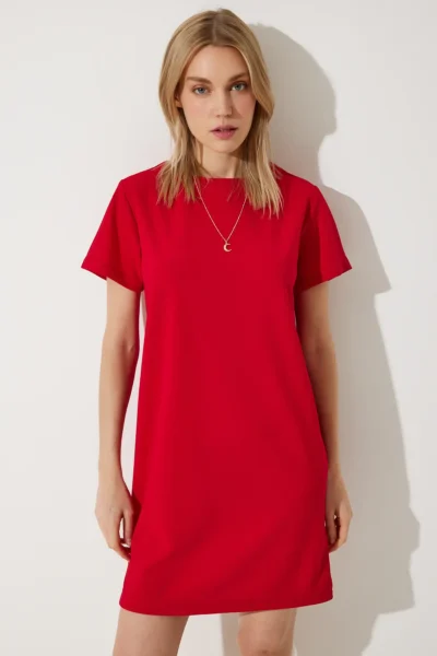 TO00136-RED_1