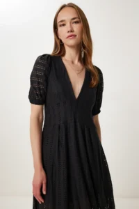Happiness İstanbul Women Black Cellular Summer Midi Knitting Dress - Image 4