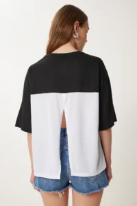 Happiness İstanbul Women's Black Floral Detailed Backless Knitted T-Shirt - Image 4