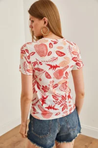 Olalook Women's Coral Blue Floral Printed T-Shirt - Image 6