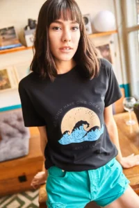 Olalook Women Black Ocean T-Shirt