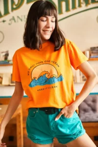 Olalook Women Orange Ocean T-Shirt - Image 3