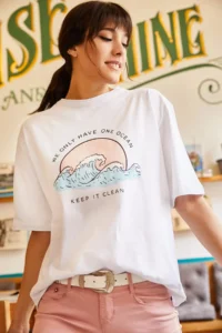 Olalook Women White Ocean T-shirt