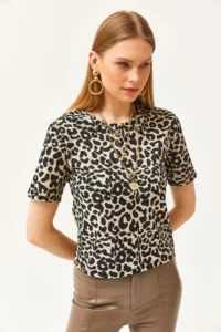 Olalook Women's Leopard Stone Corded Crop Knitted T-Shirt - Image 3
