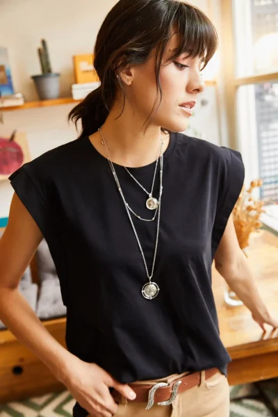 TSH-19000330-BLACK_1