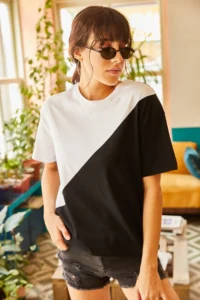 Olalook Women White Asymmetric Bloklu T-shirt - Image 2