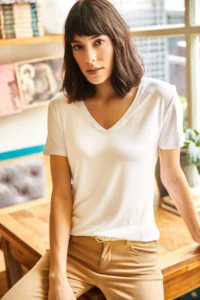 Olalook Women's Ecru V-Neck Basic Knitted Viscon T-Shirt - Image 3